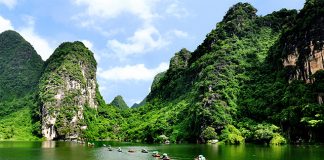 Kinh nghiệm du lịch Ninh Bình nên đi đâu và ăn gì tại cố đô Hoa Lư