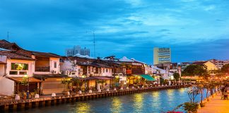 Du lịch Malaysia đến Malacca thành phố được ví như Venice của Châu Á