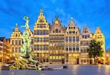 Khám phá Antwerp - thành phố kim cương nổi tiếng trong tour Bỉ