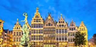 Khám phá Antwerp - thành phố kim cương nổi tiếng trong tour Bỉ