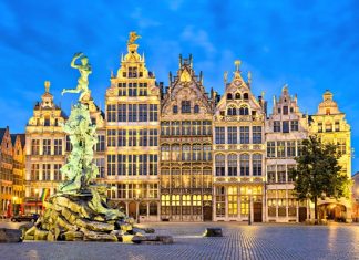 Khám phá Antwerp - thành phố kim cương nổi tiếng trong tour Bỉ